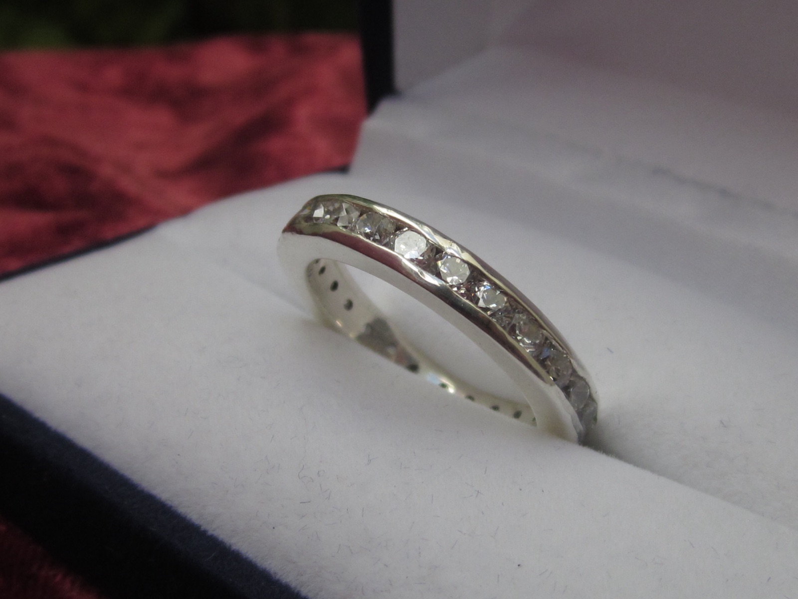 Pieza trabajada a mano en plata 950, oro 18K o gemas, trabajo anterior 04
