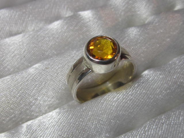 Pieza trabajada a mano en plata 950, oro 18K o gemas, trabajo anterior 15